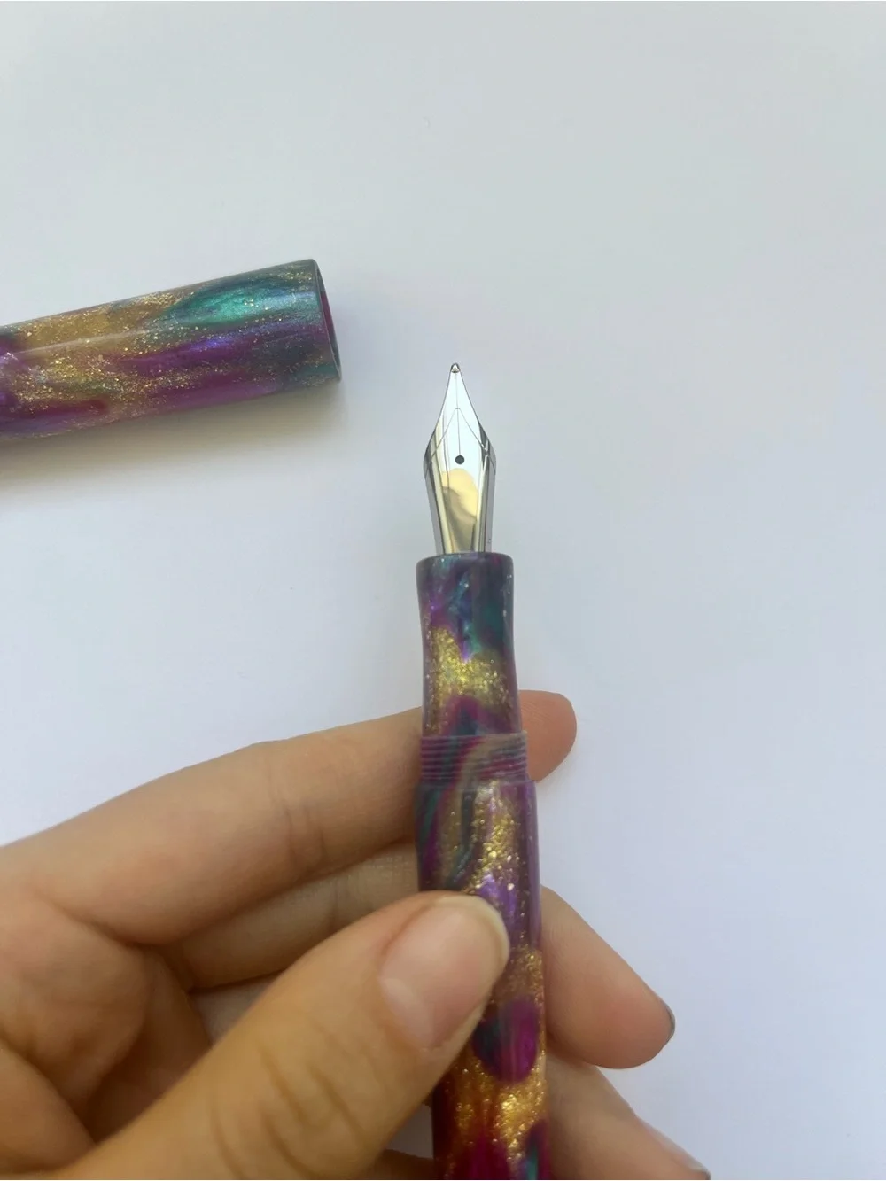 New Just Turnings Fountain Pen Brook Blanks Unicorn Horn Resin Broad Nib Writing
